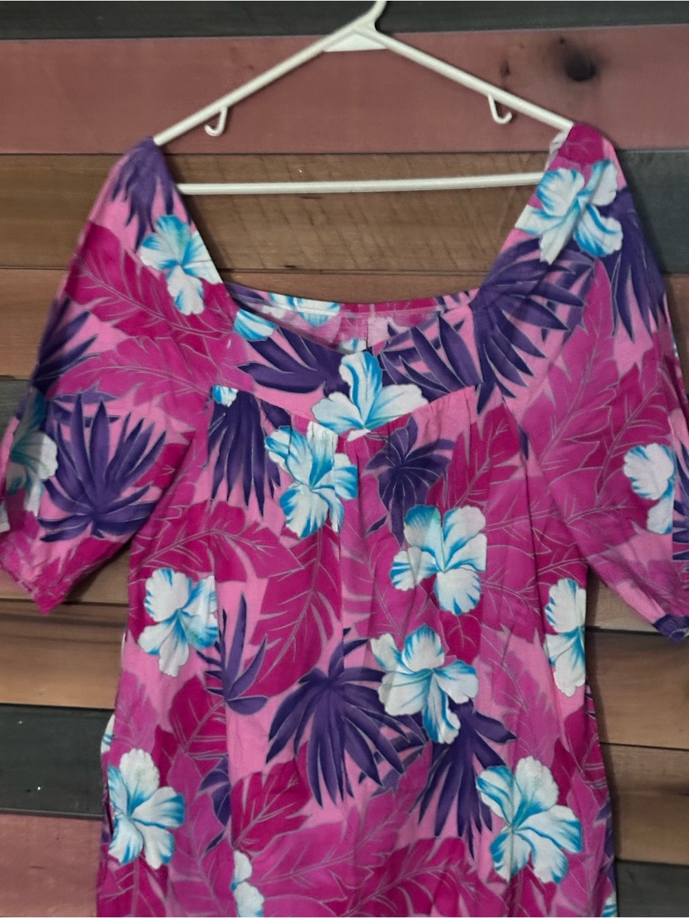 Hilo Hattie floral Hawaiian Dress - Picture 3 of 6